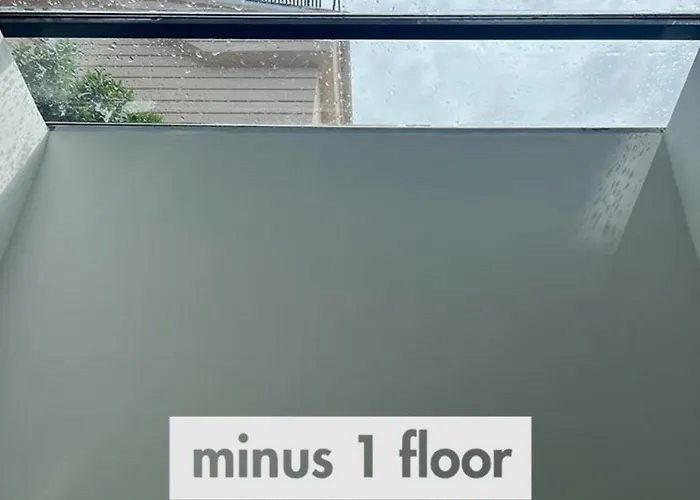 One-Bedroom King Suite