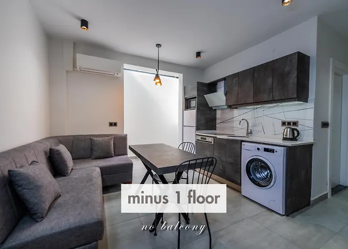 One-Bedroom King Suite